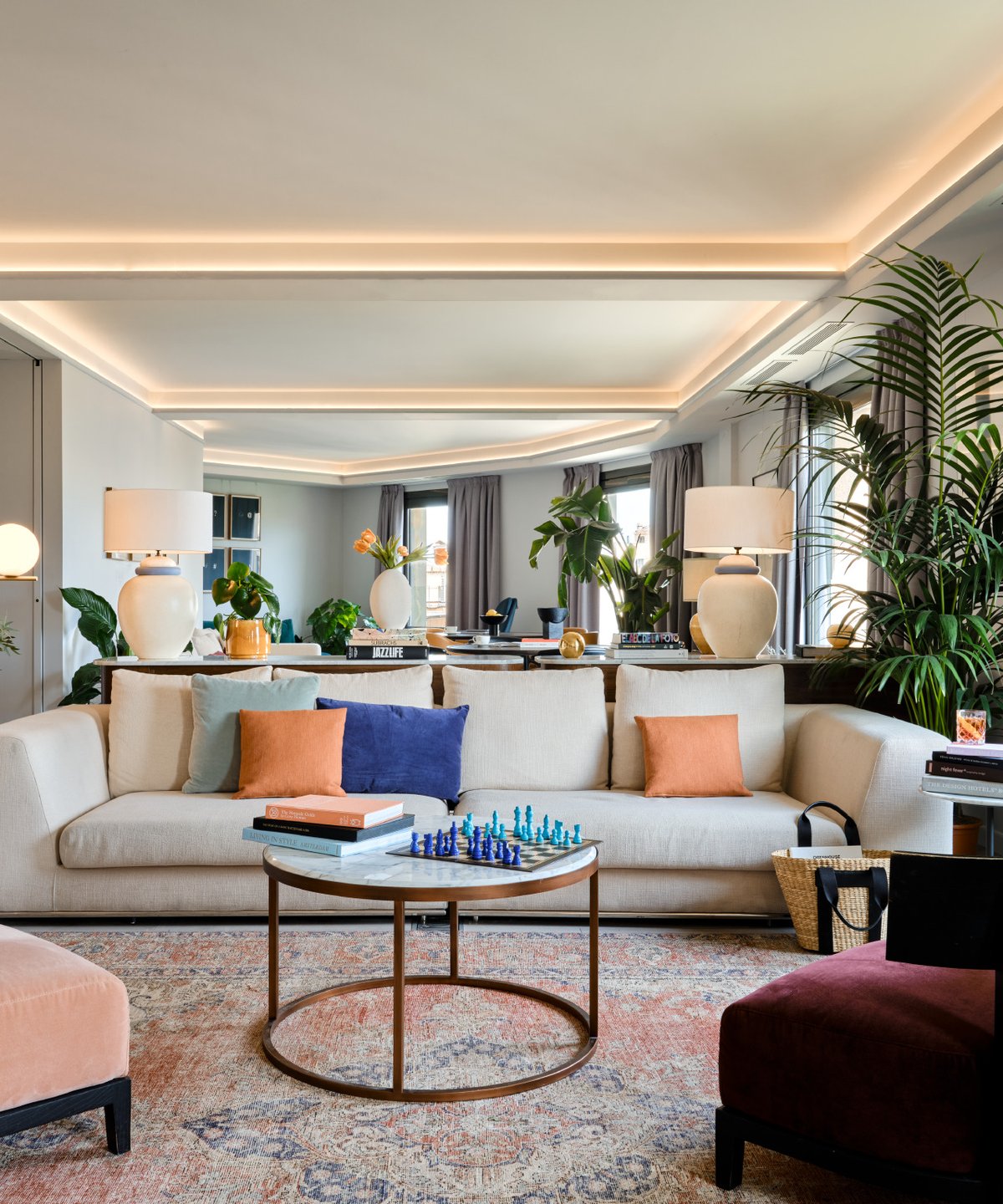 Front-line-beach-apartment-penthouse-Estepona_Realista-Quality-Real-Estate-Marbella-15