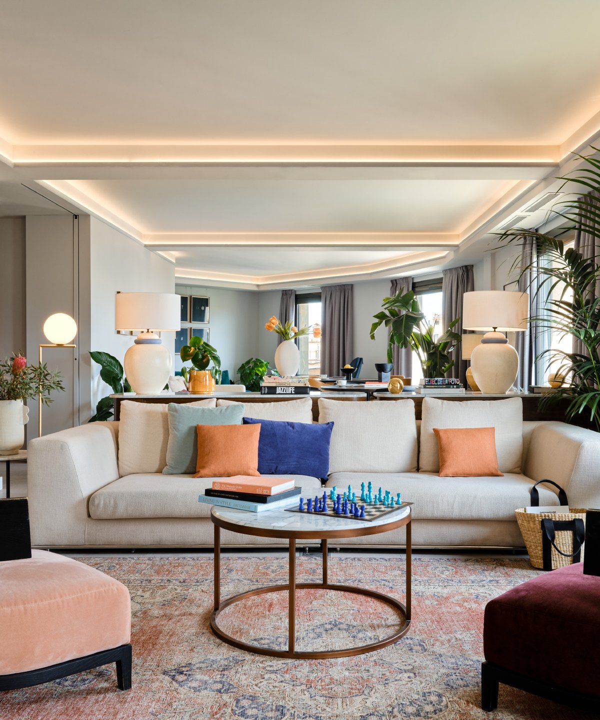 Front-line-beach-apartment-penthouse-Estepona_Realista-Quality-Real-Estate-Marbella-15